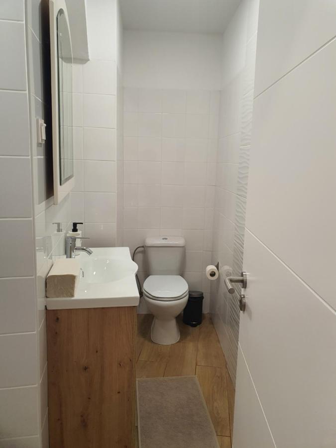 Zabava Sacavem Hotel Bagian luar foto