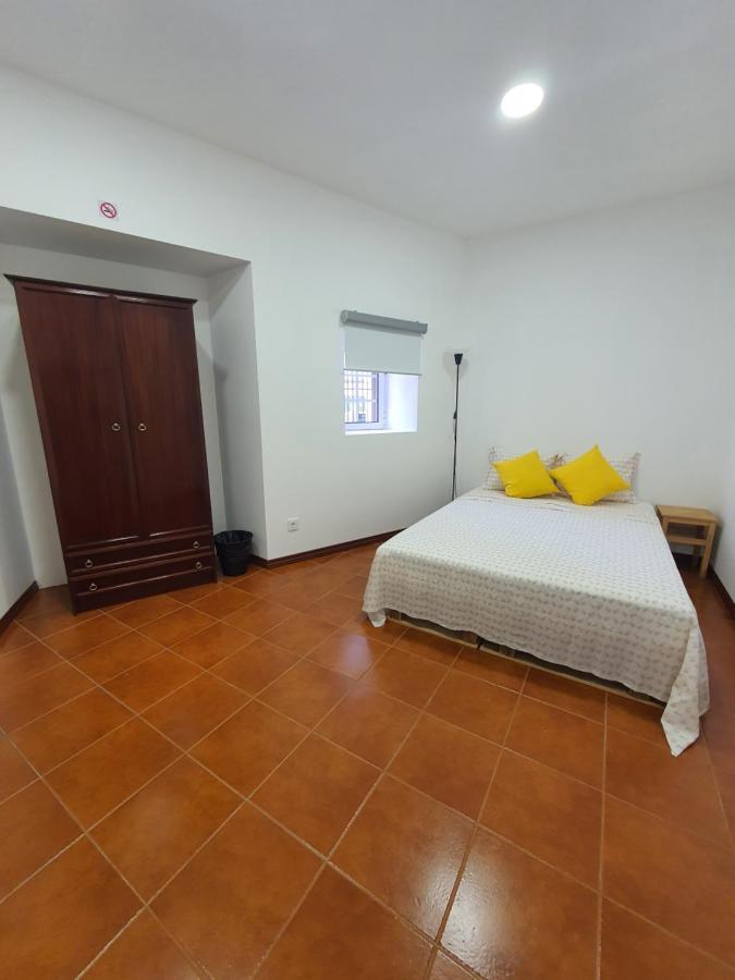 Zabava Sacavem Hotel Bagian luar foto